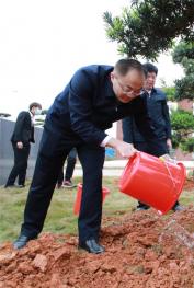 һɾһƬحԺҽƴѧչֲ